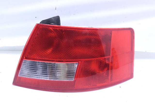 2004 2005 2006 Audi A4 S4 Convertible Tail Light Lamp Right 8H0945096B OEM