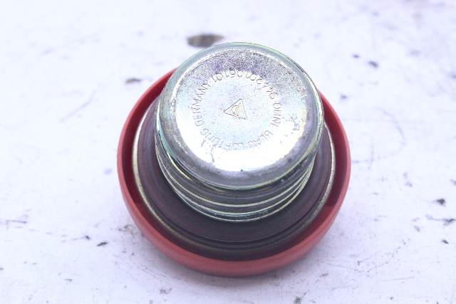 1997 Porsche 911 993 Fuel Gas Cap 94420106101 Stock#20379 OEM