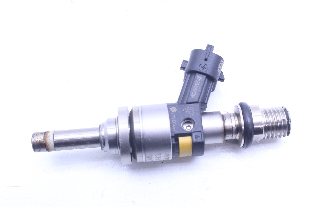 2011 - 2018 Porsche Cayenne 4.8 Turbo Fuel Injector OEM