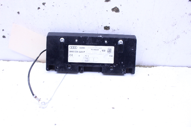 2005 Audi A4 Cabriolet Antenna Booster Module - 8H0035225P OEM