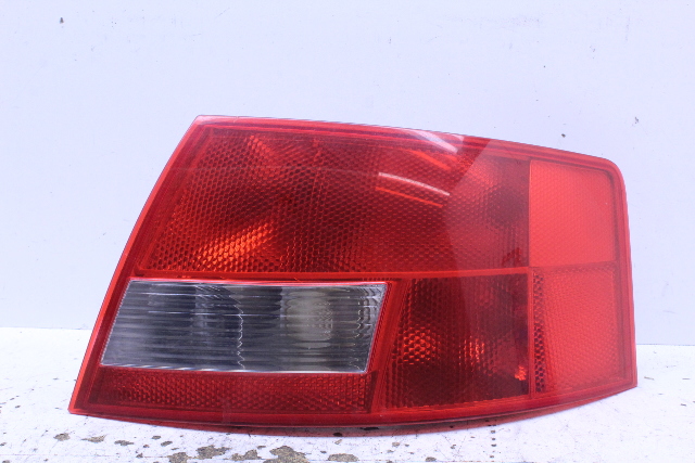 2004 2005 2006 Audi A4 S4 Convertible Tail Light Lamp Right 8H0945096B OEM
