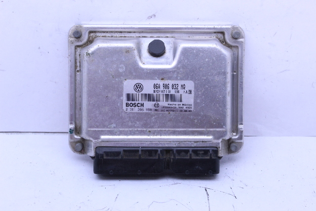 2004 Volkswagen Beetle Engine Computer Module ECU ECM DME 06A906032MQ