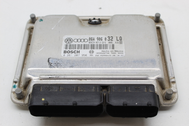 2003 Volkswagen Jetta Engine Computer Module ECU ECM DME