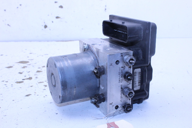 2006-2007 BMW 525i 530i 550i ABS Anti Lock Brake Pump 34516791108 OEM