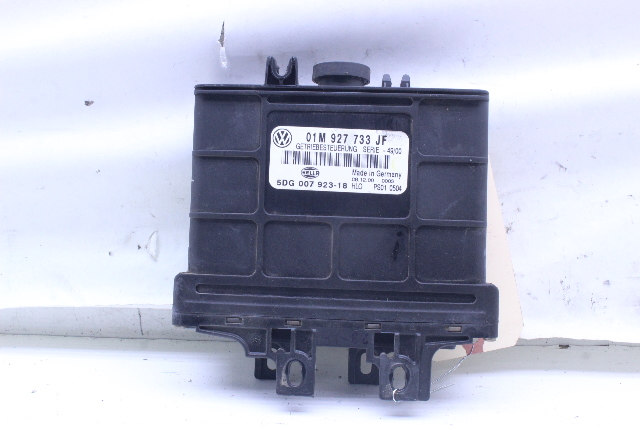 2001 Volkswagen Jetta Transmission Control Module TCM TCU 01M927733JF