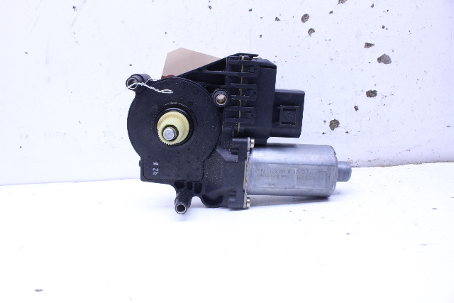 2000 Audi A4 Power Window Motor Front Right 8D0959802D OEM