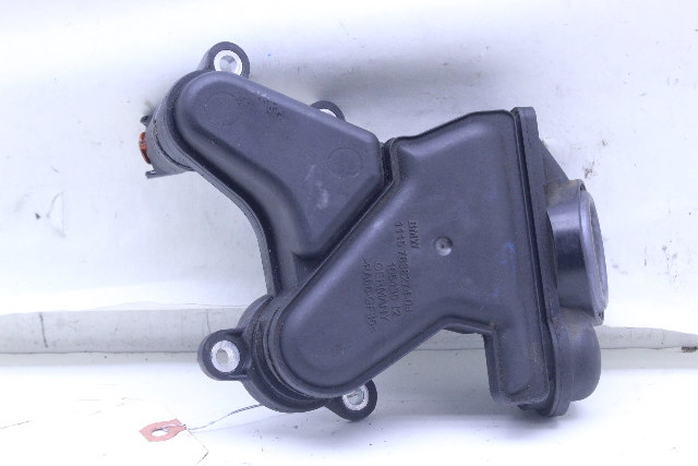 2008-2013 BMW M3 Cylinder Head Oil Separator OEM