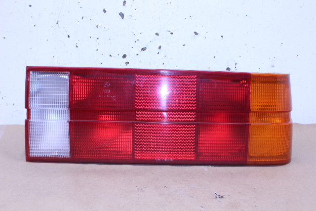 1985 1986 1987 1988 1989 1990 BMW 318i 325i 325e M3 E30 Tail Light Lamp Right OEM
