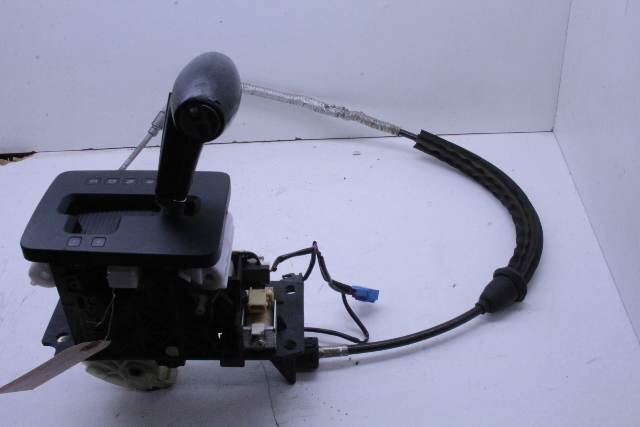 2008 Volkswagen Touareg Shifter Gear Shift Indicator 7L6713203D Stock#20498 OEM