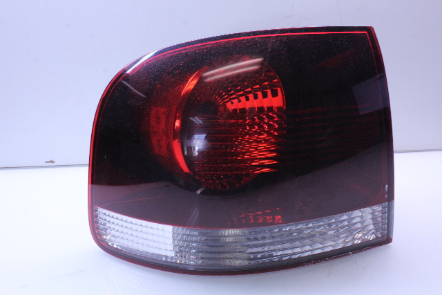 2007-2010 Volkswagen Touareg Left Tail Light 7L6945095S OEM