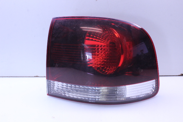 2008 2009 2010 Volkswagen Touareg Tail Light Lamp Right 7L6945096S OEM