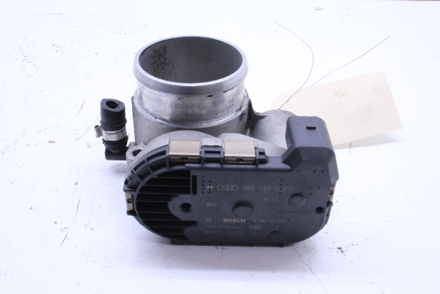 Audi TT Volkswagen Beetle Golf Jetta GLI Throttle Body 06A133062C