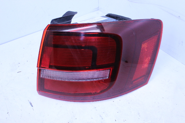 2015 2016 Volkswagen Jetta Sedan Tail Light Lamp Right 5C6945096M OEM