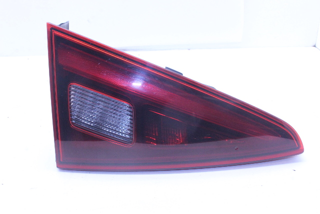 2017 2018 2019 Alfa Romeo Giulia Tail Light Lamp Left Lid Mount 20700108 OEM