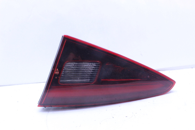 2017 2018 2019 Alfa Romeo Giulia Tail Light Lamp Right Lid Mount 20700208 OEM