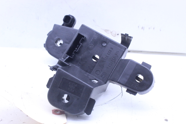 2004-2007 BMW 525i 530i Right Tail Light Bulb Socket Holder 6923306 OEM