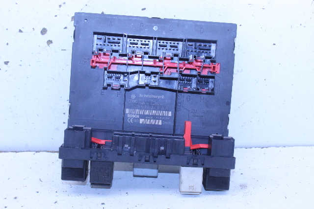 2006 Volkswagen Passat Body Control Module BCM 3C0937049AA Stock#20573 OEM