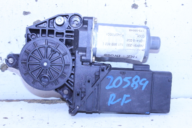 1999 2000 2001 Volkswagen Jetta Golf 4 Door Front Power Window Motor Right OEM
