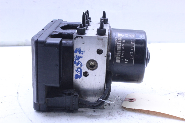 1999 Volkswagen Golf GLS TDI ABS Anti Lock Brake Pump 1J0614117C OEM