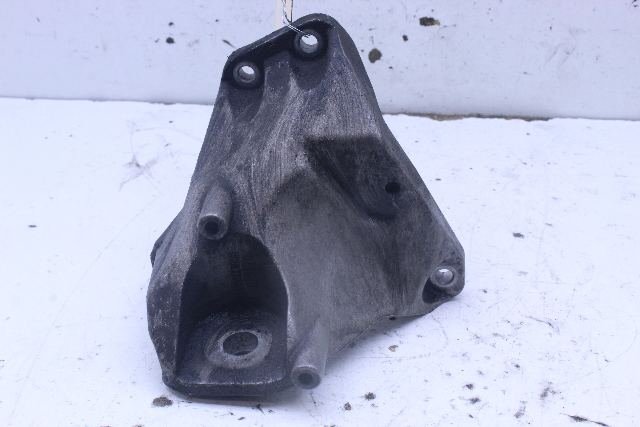 2008 Audi A4 Driver Left Transmission Mount Bracket 8E0399113P OEM