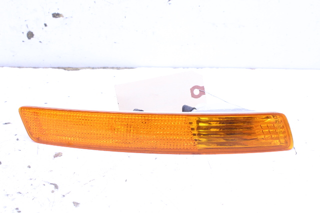 2008 2009 2010 Volkswagen Beetle Turn Signal Light Lamp Right 1C0953042R OEM