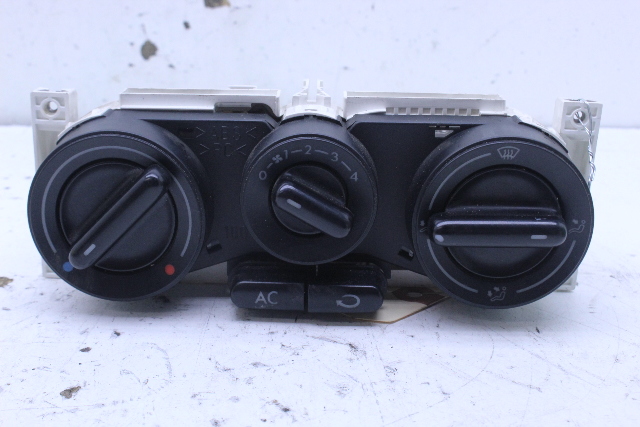 2001 Volkswagen Beetle Climate Temperature Control Panel OEM