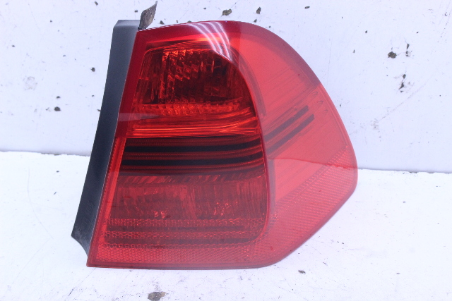 2007 BMW 328it Tail Light Lamp Right 7160066 OEM