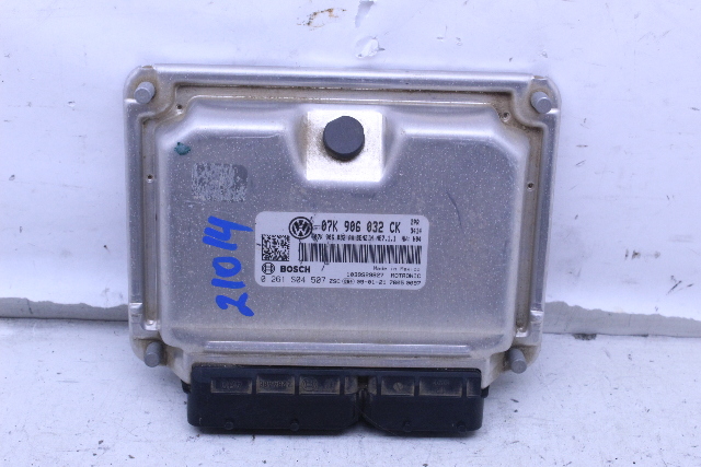 2009 Volkswagen Beetle Engine Computer Module ECU ECM DME