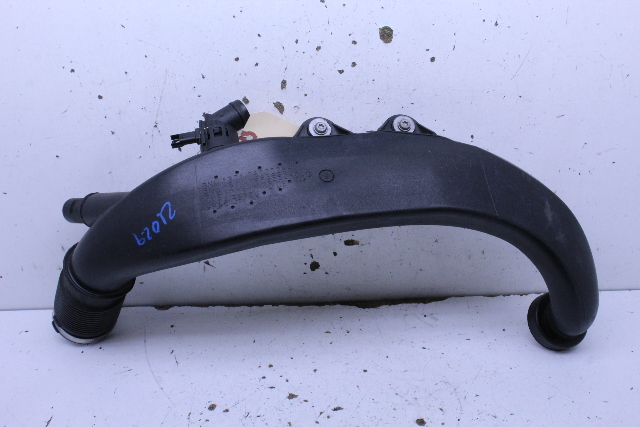 2007 BMW 335i N54 Intercooler Air Duct Pipe Tube - 13717600028 OEM