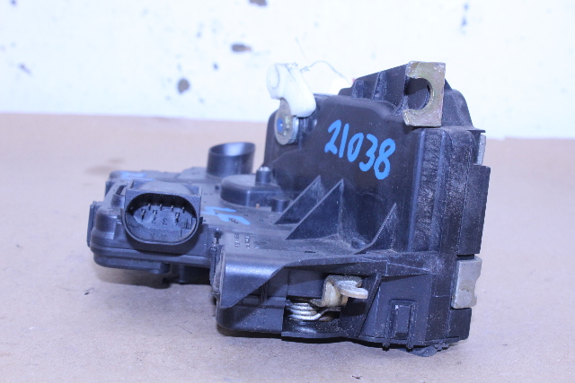 2001-2005 BMW 325i 330i Sedan Front Door Latch Left Driver - 51217011241 OEM