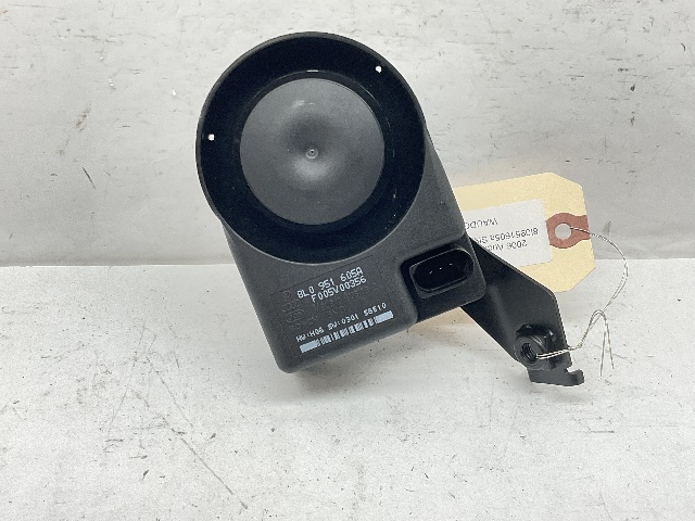 2006 2007 2008 Audi A4 S4 A8 B6 B7 Alarm Siren Horn 8L0951605A OEM
