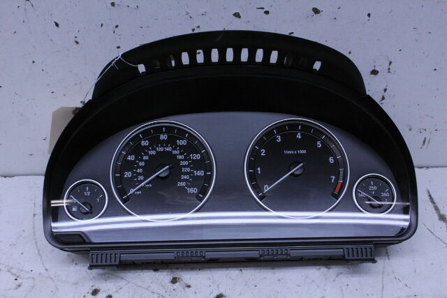 2011 BMW 550xi Speedometer Instrument Cluster OEM