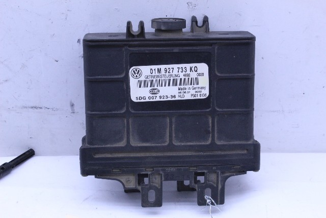 2002 Volkswagen Jetta Golf Beetle 2.0 Transmission Control Module TCU TCM
