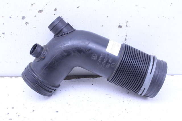 2009 Volkswagen Jetta Air Cleaner Intake Hose 07K129684 Stock#21115