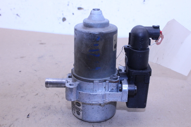 2004 Volkswagen Jetta Brake Vacuum Servo Pump 1J0612181B OEM