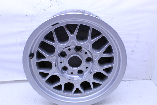1997 1998 1999 BMW 528i 540i E39 Wheel 15 x 7 Style OEM