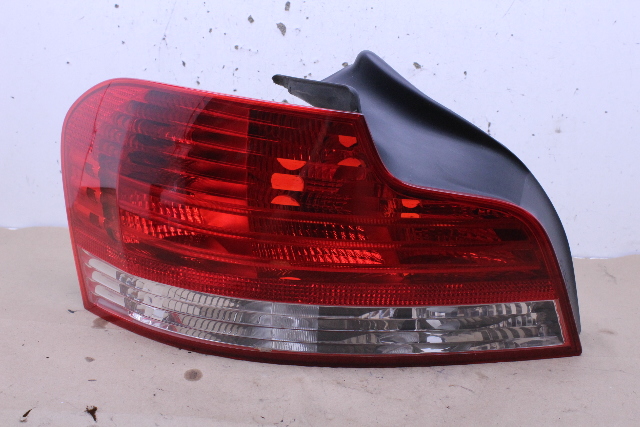 2008 2009 2010 2011 BMW 128i 135i E81 E82 E87 E88 Tail Light Lamp Left 6924519 OEM