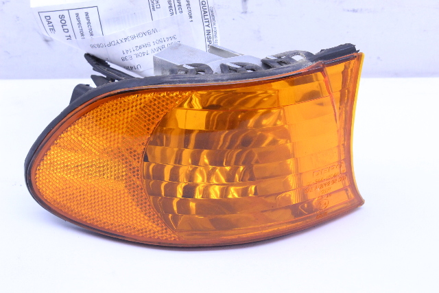 1999 2000 BMW 740iL E38 Turn Signal Fender Mount Right 3441504 OEM