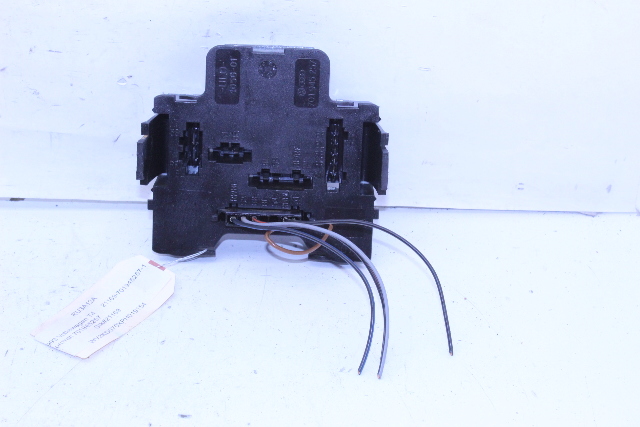 1992-2002 Volkswagen T4 Eurovan Tail Light Lamp Bulb Socket OEM