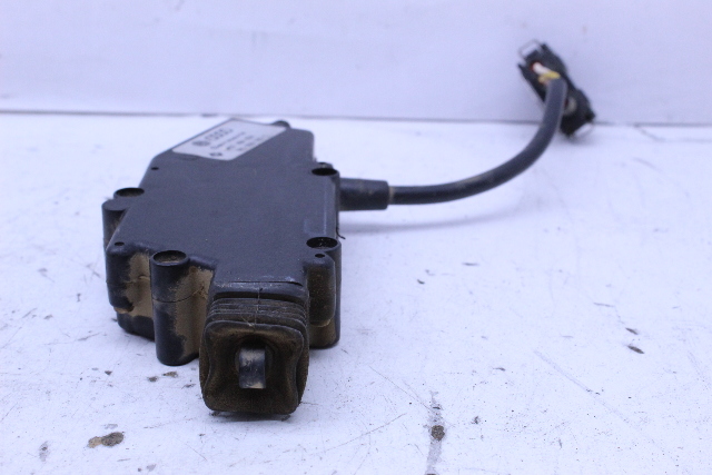 1993 Volkswagen T4 Eurovan Door Lock Latch Actuator 701959783C OEM