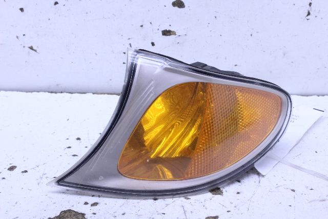2002-2005 BMW 320i 325i 330i Sedan Driver Left Turn Signal Light 6915383 OEM