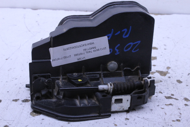 2004-2010 BMW 528i 535i 545i 550i Front Door Latch Right - 51217167068 OEM