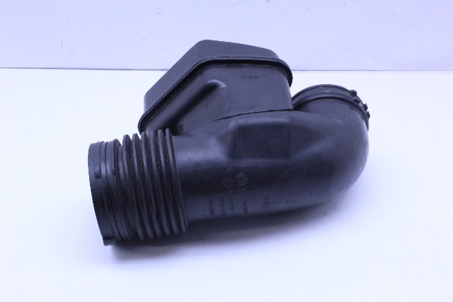 2007-2010 BMW X3 E83 Intake Boot Hose Pipe 13713422609 OEM