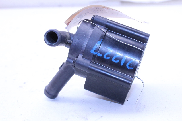 2011 BMW 750LiX Auxiliary Electric Water Pump 704077340 OEM