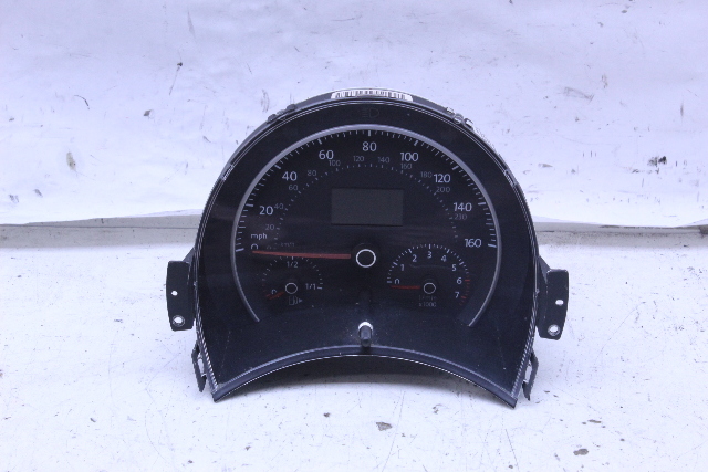 2010 Volkswagen Beetle Speedometer Speedo Instrument Cluster NOTE OEM
