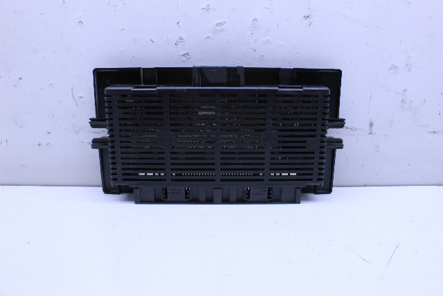 2006 BMW 325i 330i Footwell Body Control Module BCM 6961135 OEM