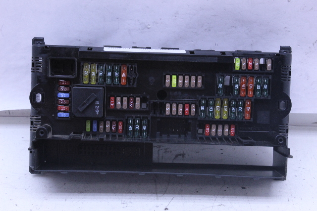 2011 BMW 528i 535i 550i 750i Fuse Relay Junction Box Front OEM