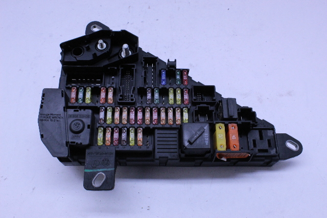 2005 BMW 645ci Fuse Relay Junction Box Rea OEM