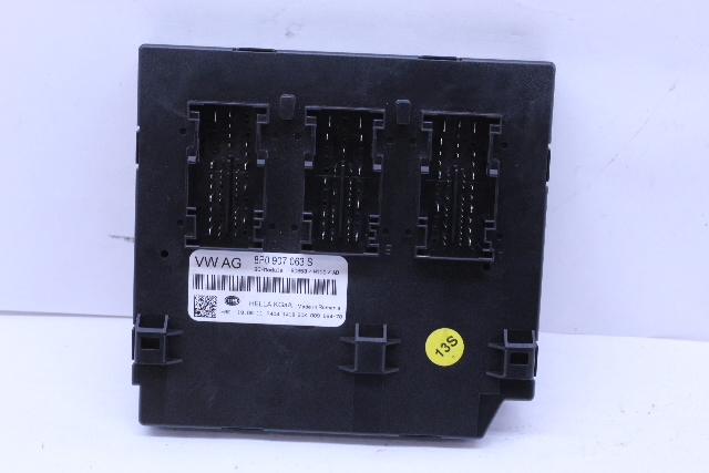 2012 Audi R8 Coupe Anti-Theft Alarm Control Unit Body Control Module Bcm - 8P0907063S OEM