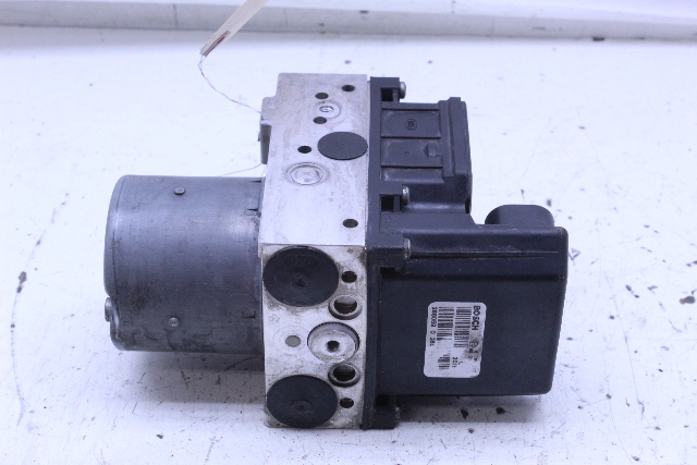 2002 2003 2004 BMW 745Li E66 Anti-Lock Brake System ABS Pump 6760962 OEM